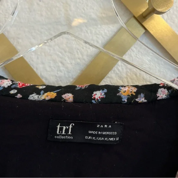 Zara Floral Quilted Bomber Jacket Metallic Black XL - Picture 4 of 7